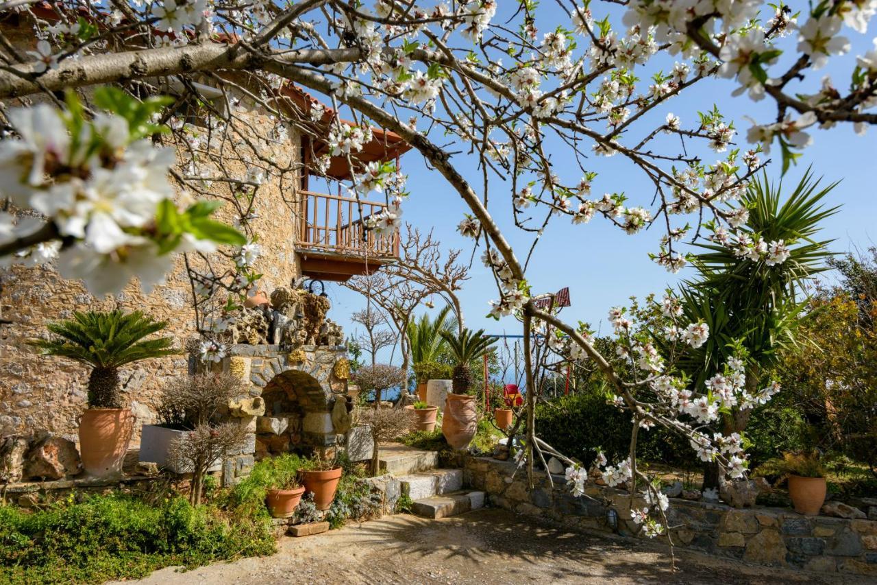 Traditional Windmill-Milos Kroustas Exterior photo